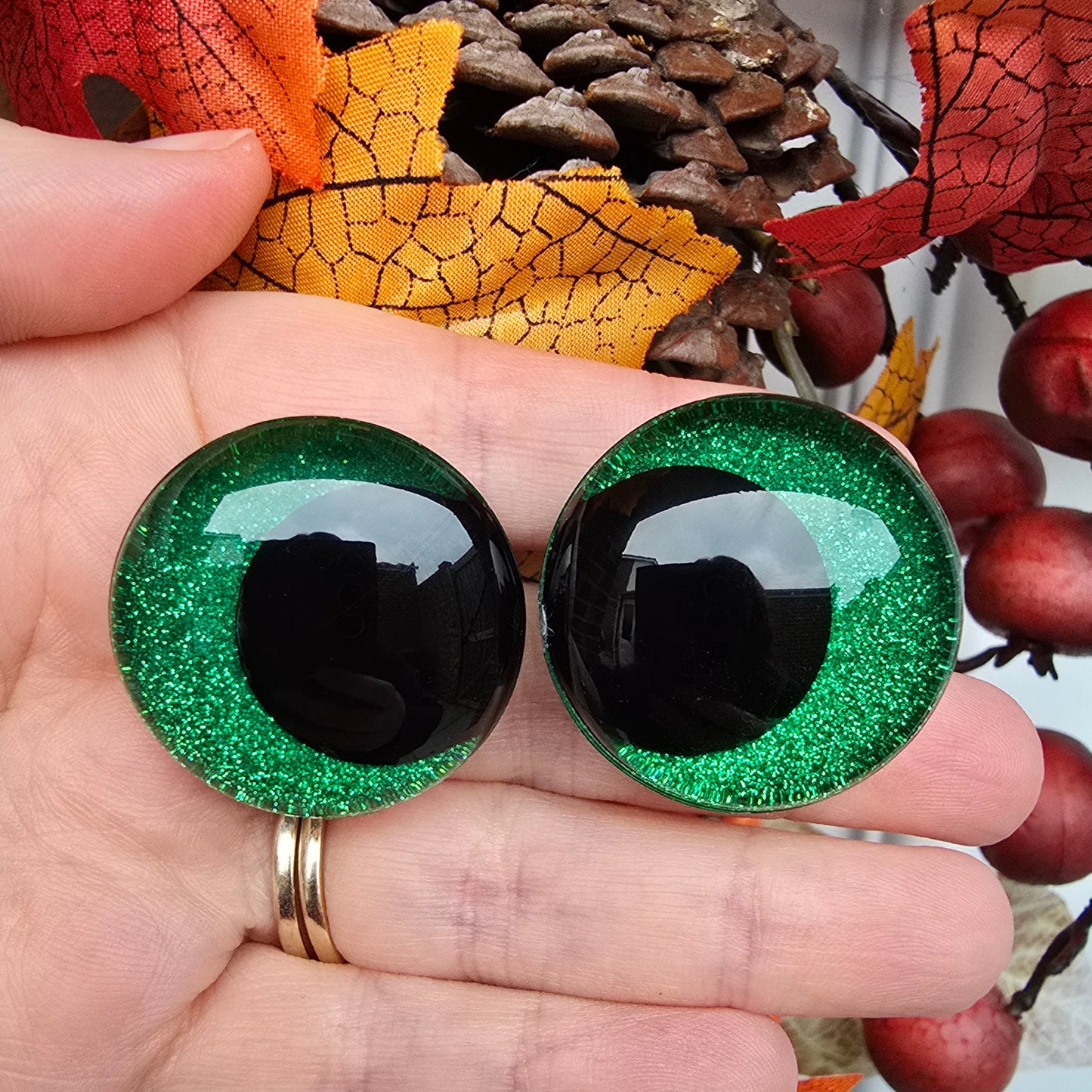 "Emerald" - 30mm safety eyes